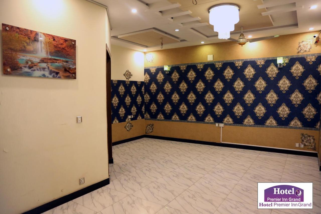 Premier Inn Johar Town 라호르 외부 사진